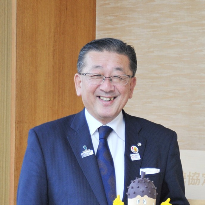 西山氏
